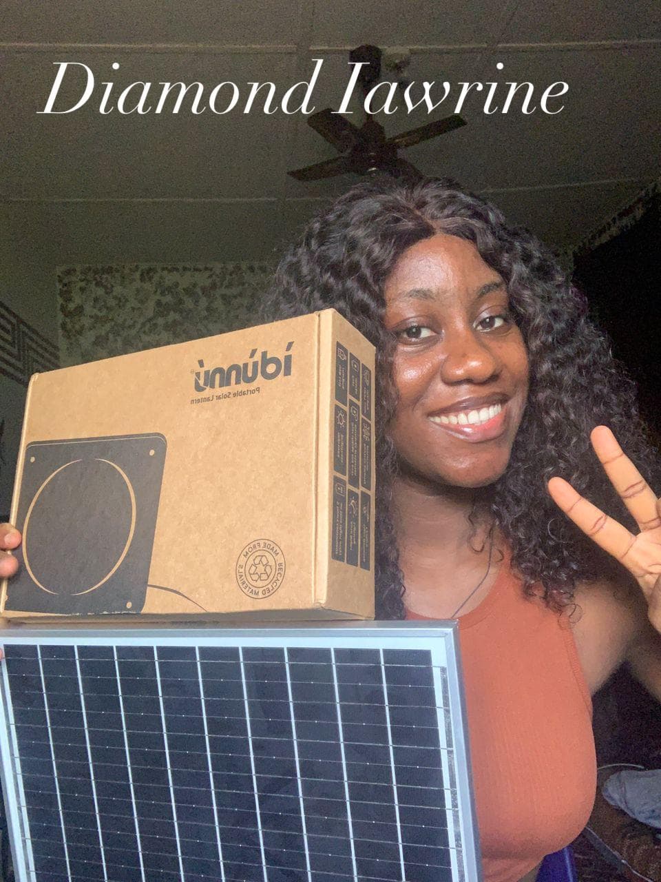 Artist Diamond Lasyrene with a Quadloop solar kit.